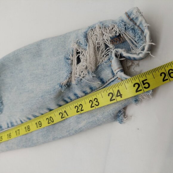 American Eagle Womens Size 8 Short Blue Jeans Distressed Next Level Stretch - Picture 7 of 8